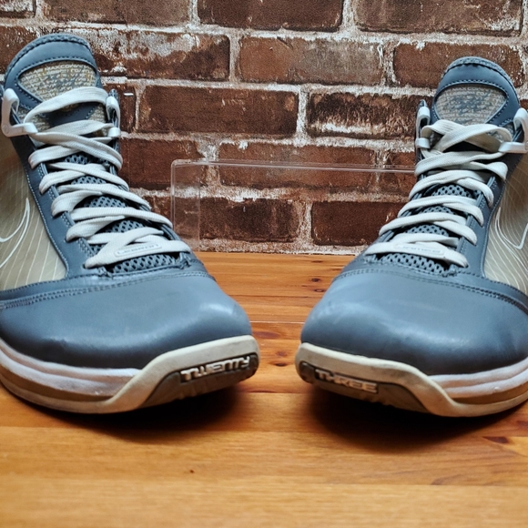Nike LeBron 7 Cool Grey - Picture 10 of 12
